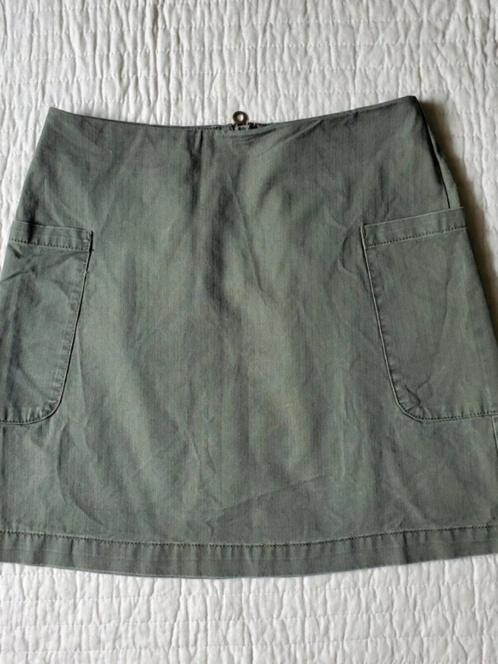 MINI SKIRT SIZE 4 A NEW DAY 100% COTTON OLIVE GREEN POCKETS ZIPPER GREAT COND